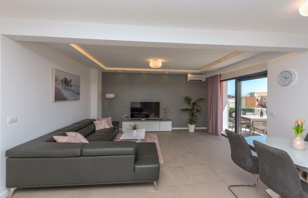 Apartment Vid - Exklusiv